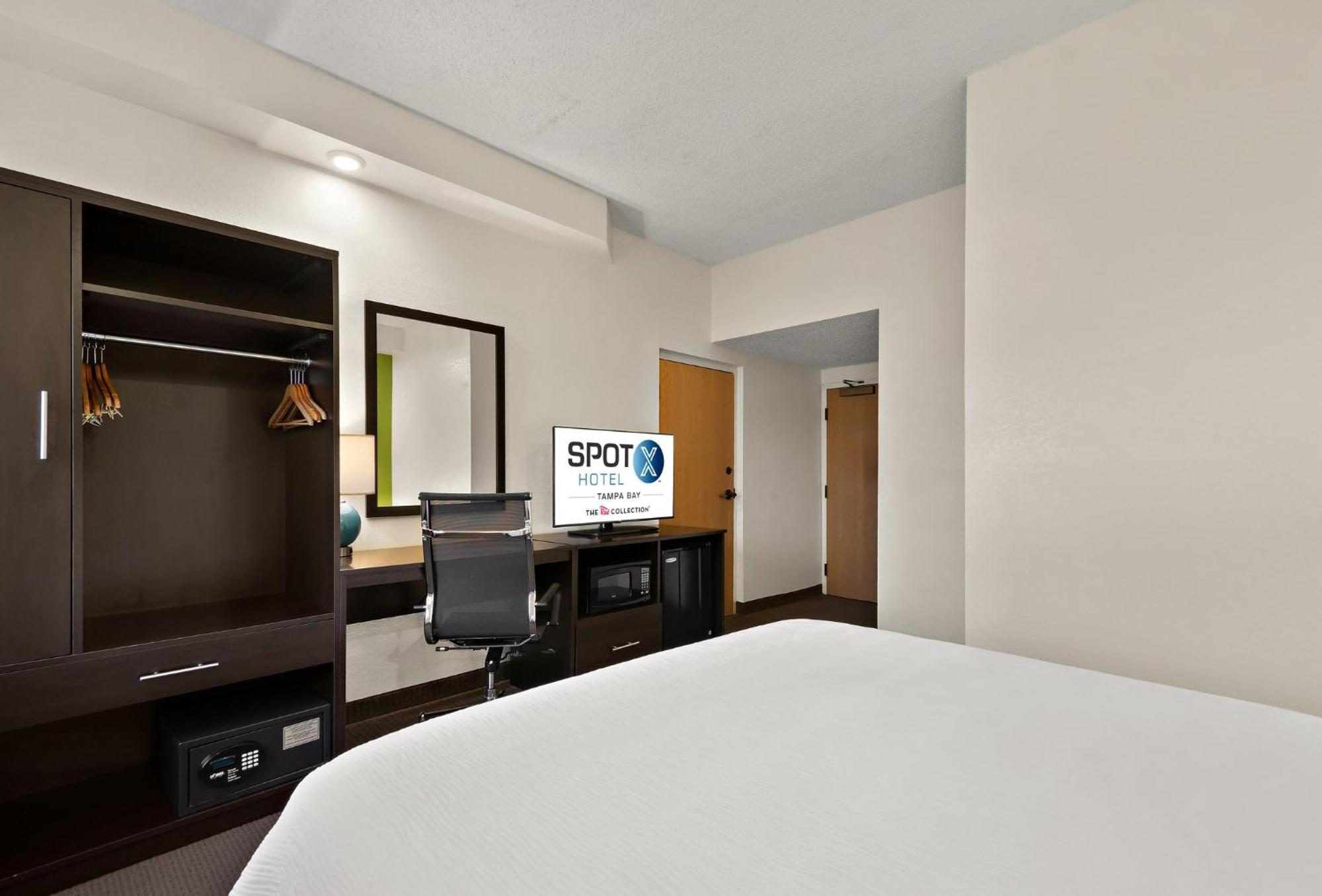 Spot X Hotel Tampa - Wesley Chapel By The Red Collection Dış mekan fotoğraf