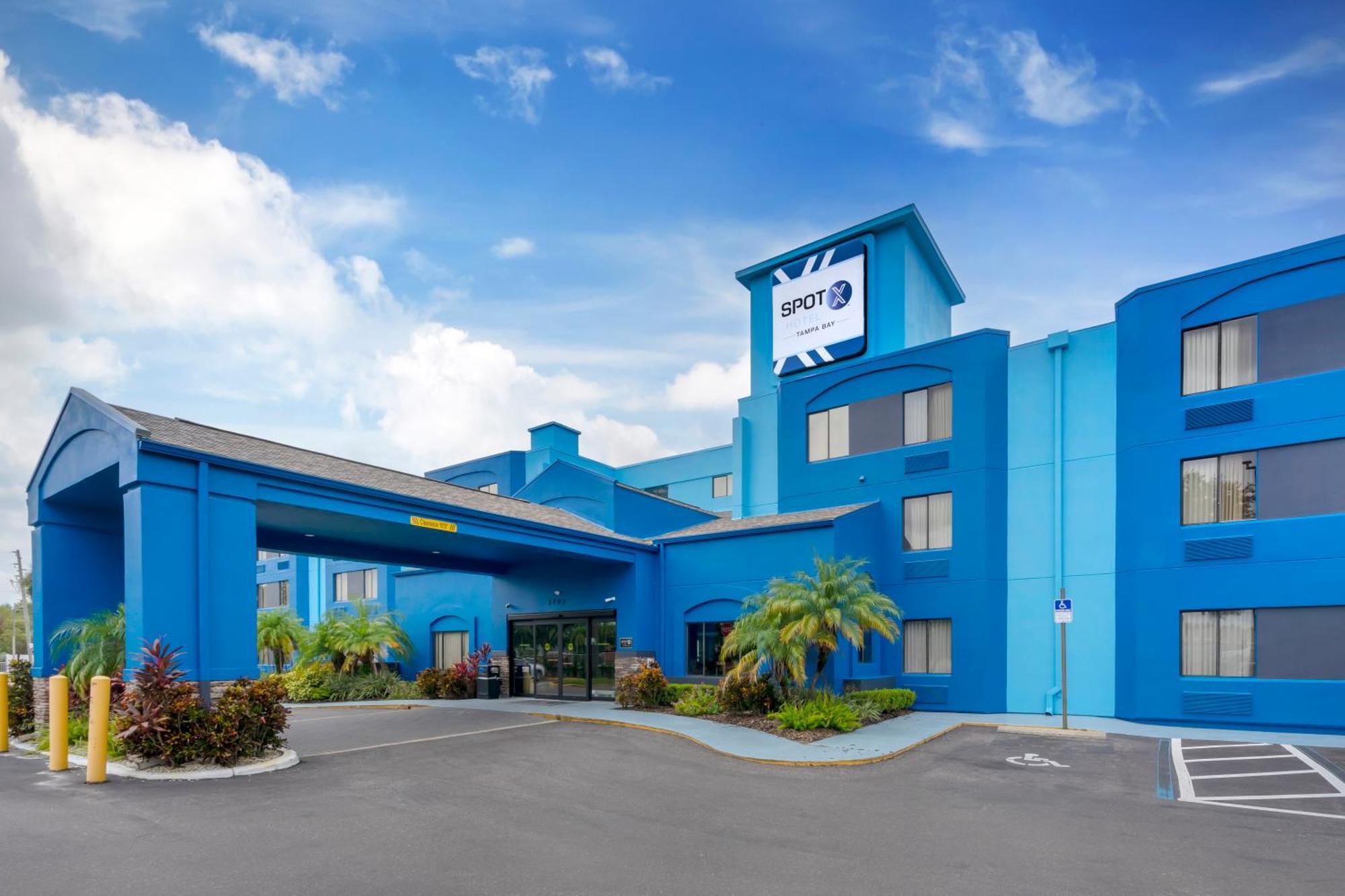 Spot X Hotel Tampa - Wesley Chapel By The Red Collection Dış mekan fotoğraf